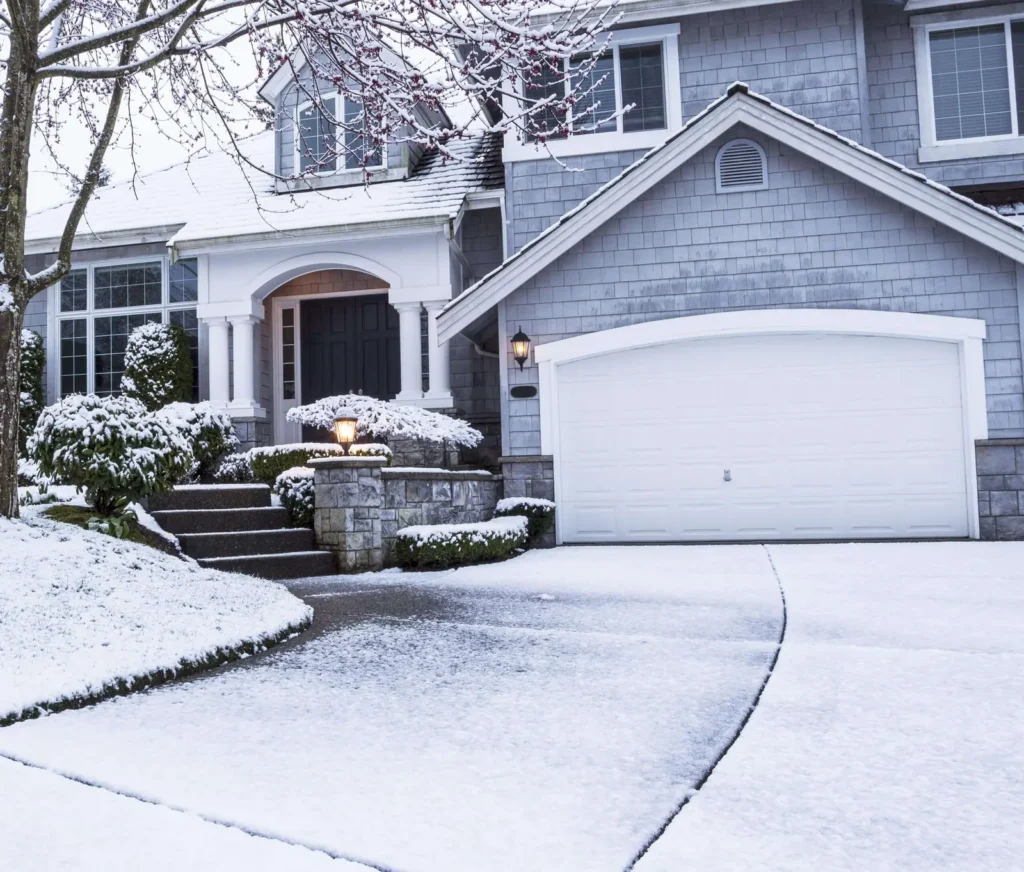 Winter Landscaping: Transitioning Your Yard for the Winter Months